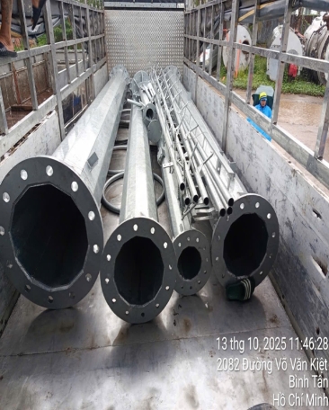 LẮP ĐẶT TRỤ MONOPOLE VIỄN THÔNG